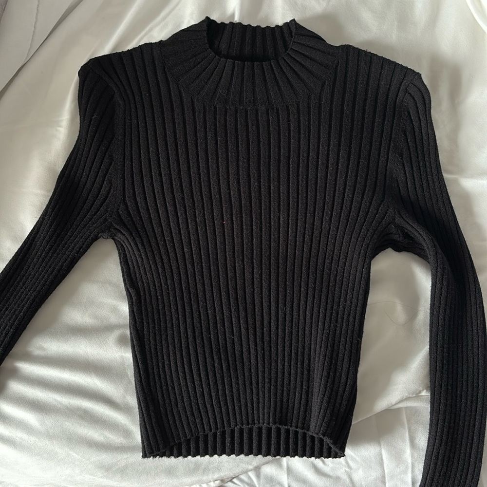 Small Kendall and Kylie long sleeve cropped sweater from pacsun